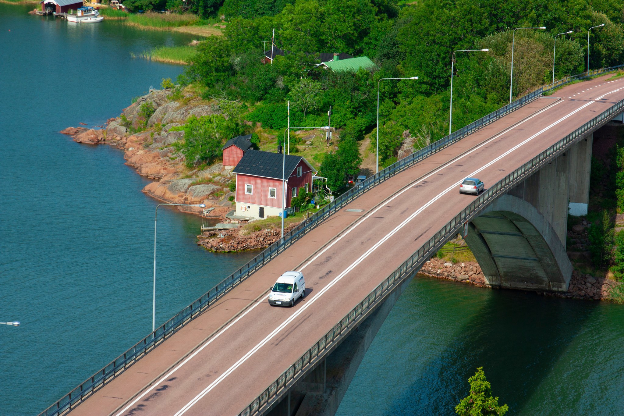Ahvenanmaan saaristo silta ja autot
